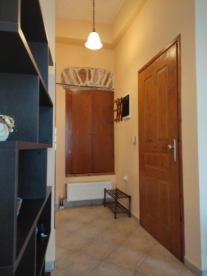 1872 - Agnes, Cozy Stony Apartment With Balcony Ermupoli Exteriér fotografie